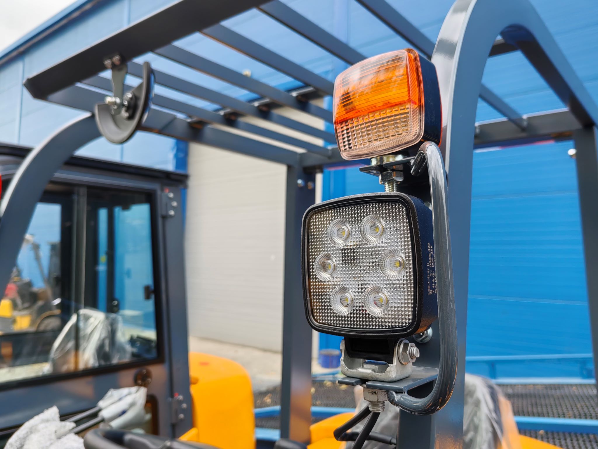 Дизельный погрузчик Aurora Forklift CPCD20