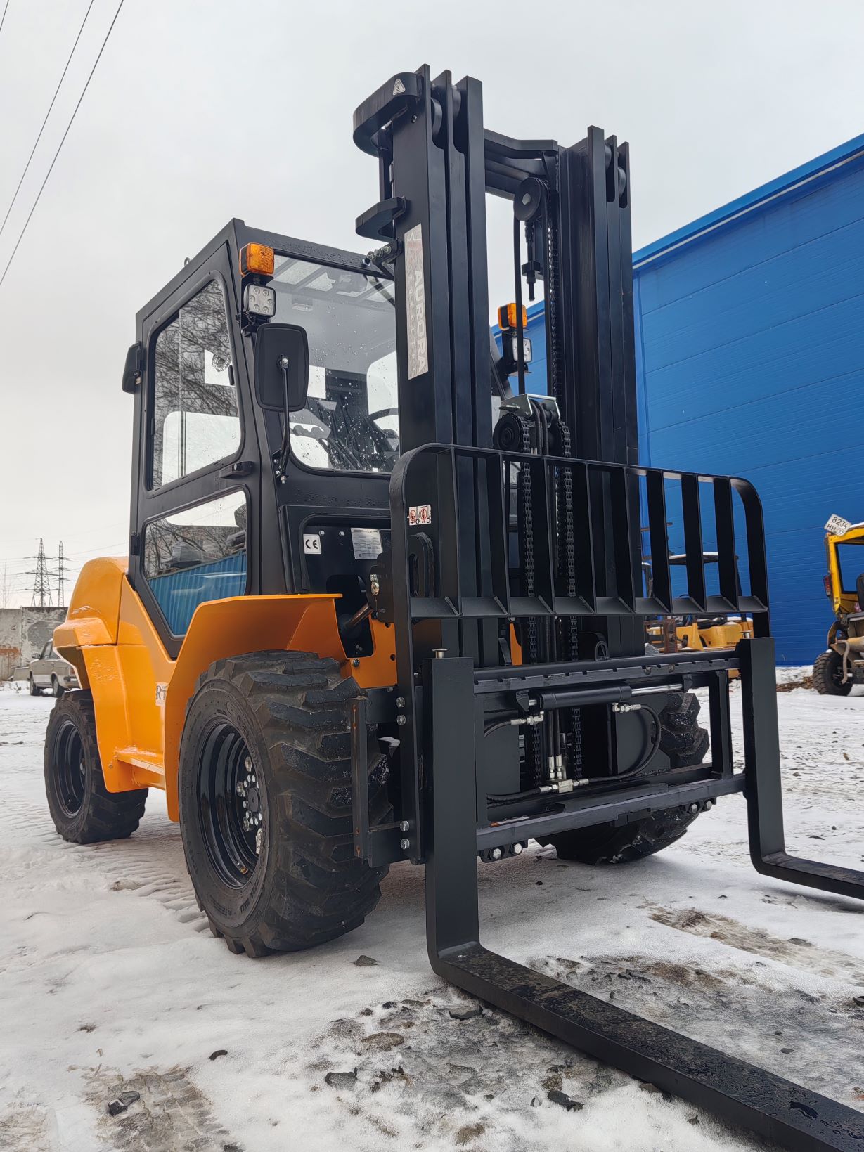 Aвтопoгрузчик дизeльный внедoрожный Аurоrа Forklift R2D25-В3 (MF) 2WD