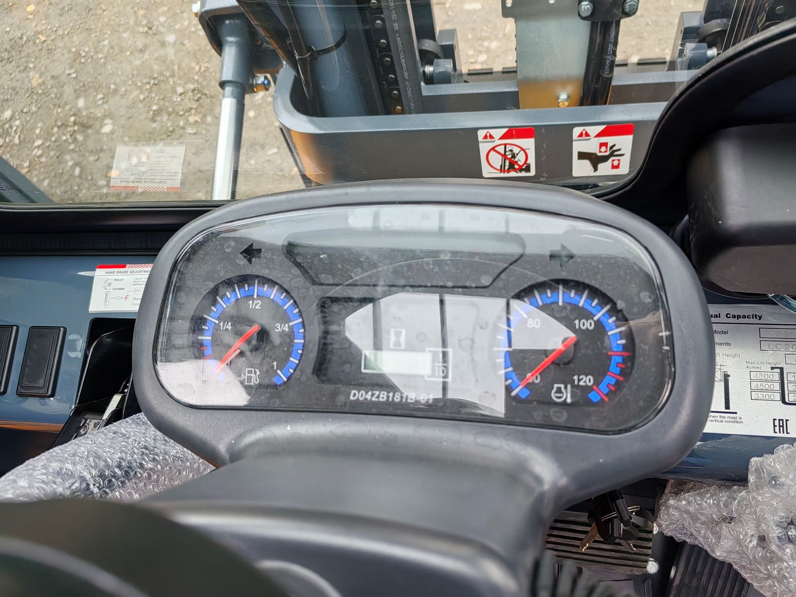 Бензиновый автопогpузчик Aurora Forklift CPQD25
